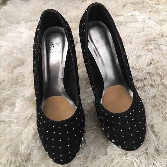 Black Studded Faux Suede Platform Pumps Size 7 - Picture 5 of 7